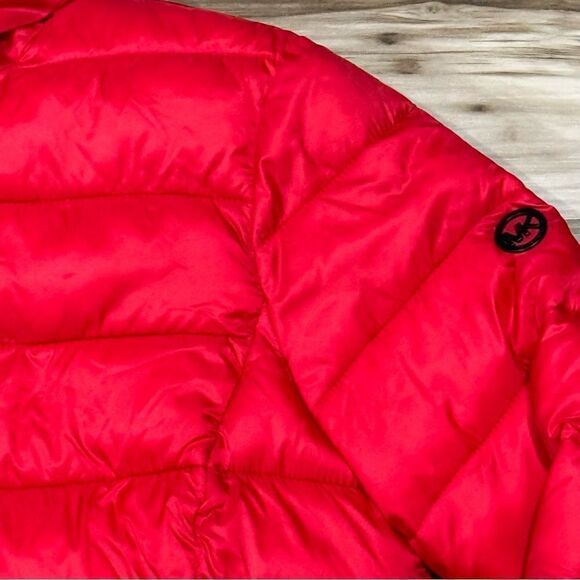 Michael Michael Kors Red Packable Winter Puffer Jacket Women’s Small - Picture 2 of 4